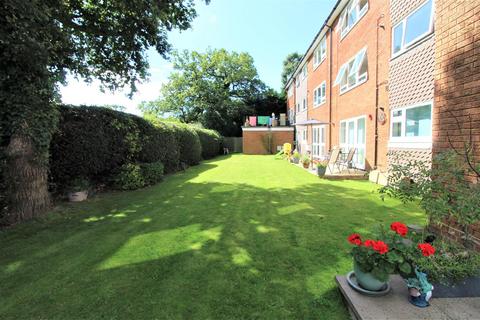 4, Alma Court Frampton Road, Potters Bar, EN6 1JT