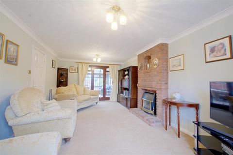 4 bedroom detached house for sale, Gatcombe Grove, Sandiacre, Nottingham