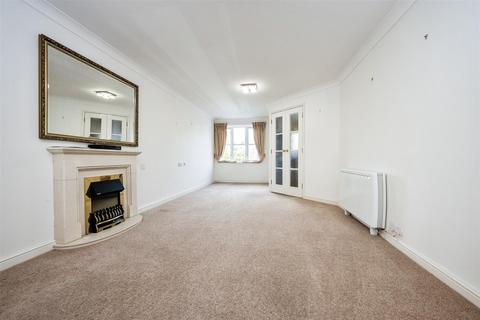 1 bedroom apartment for sale, St Rumbolds Court, Buckingham Road, Brackley