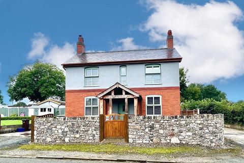 3 bedroom house for sale, Pen Y Cefn Road, Caerwys, Mold