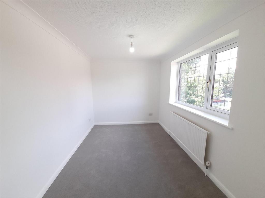 Bedroom 3c.jpg