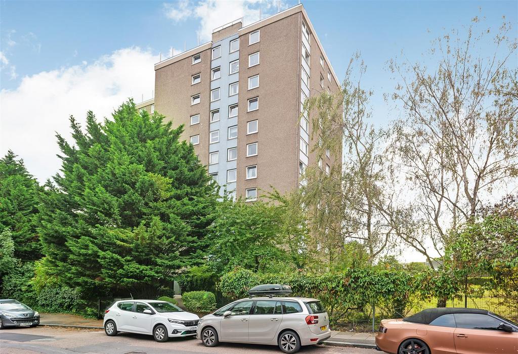 44 Deverill Court-13.JPG