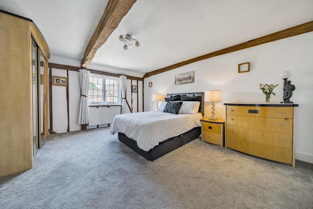 Bedroom retouch.jpg
