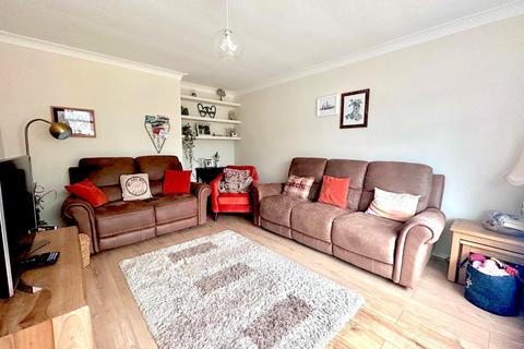 28 Sycamore Close, Bridgend, CF31 1QS