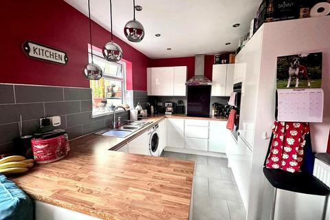 28 Sycamore Close, Bridgend, CF31 1QS