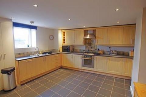 3 bedroom end of terrace house to rent - Sunnybank Road, HALIFAX