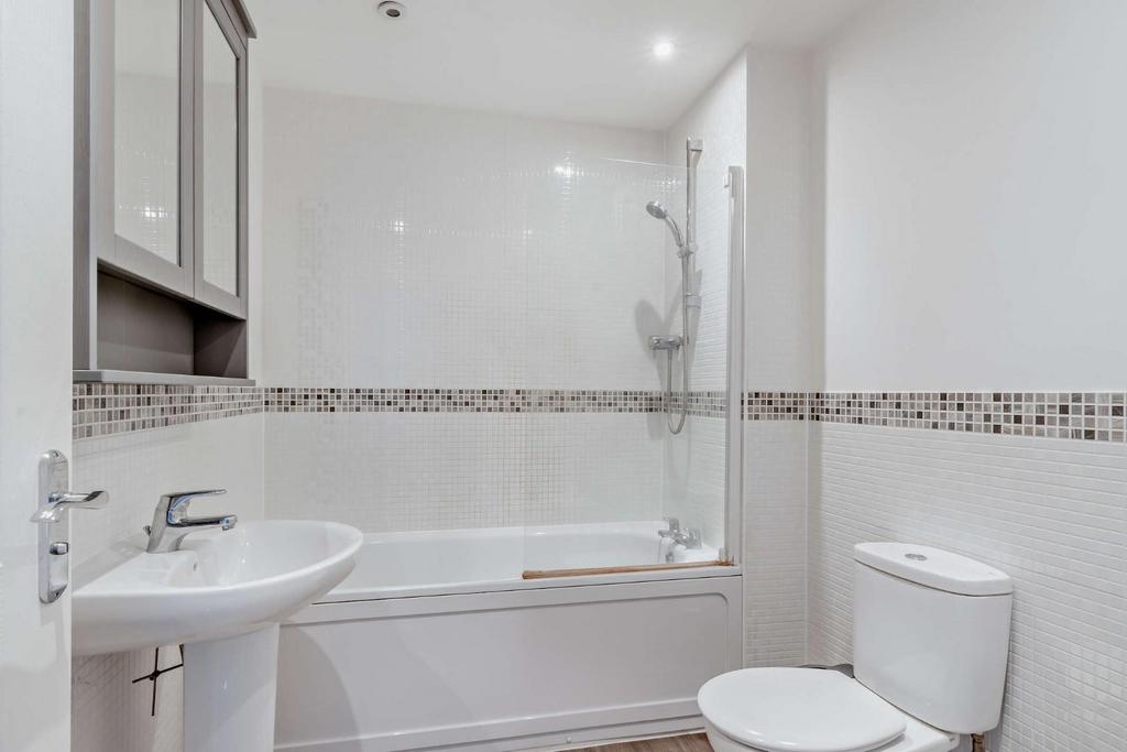 8568000-interior04-800.jpg