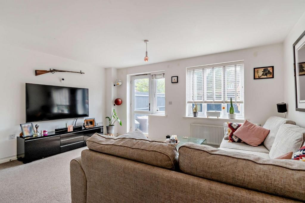 8568000-interior17-800.jpg