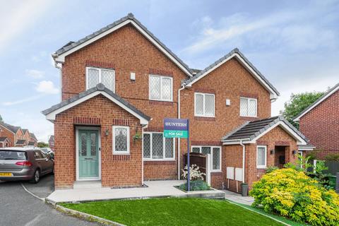 8 Blacksmiths Fold, Atherton, Manchester, M46 9DB