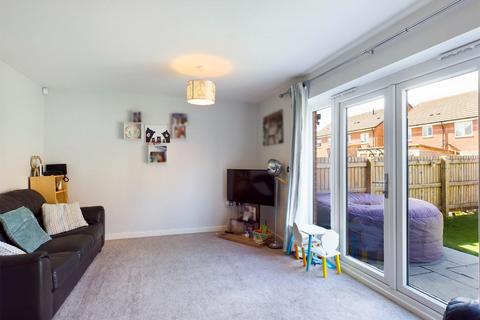 4 bedroom semi-detached house for sale - Brierfield Way, Stoke-On-Trent, Staffordshire