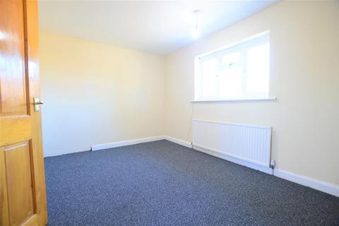 9 Maple Crescent, Slough, SL2 5LW