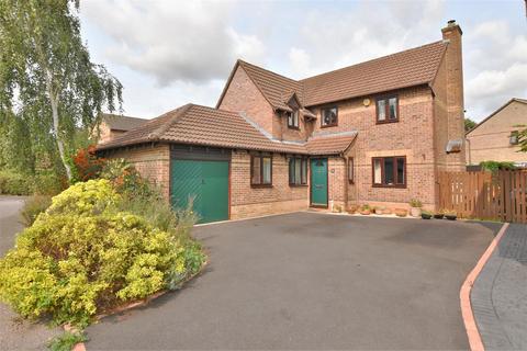 4 bedroom detached house for sale - Willow Drive, Bicester
