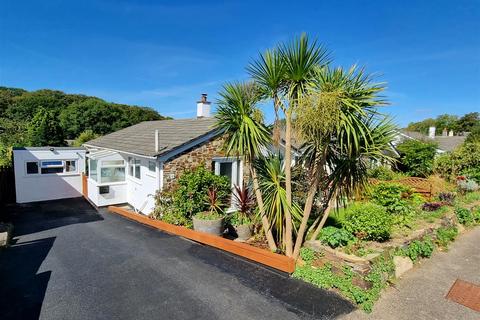 6 Compass West, Tregadillett, Launceston, PL15 7EA