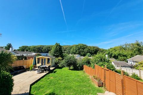 6 Compass West, Tregadillett, Launceston, PL15 7EA