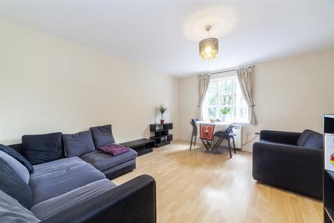 2 bedroom flat to rent, Otter Close, Stratford, London, E15