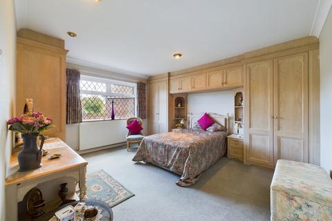 9 Cornwallis Gardens, Broadstairs, CT10 1DW