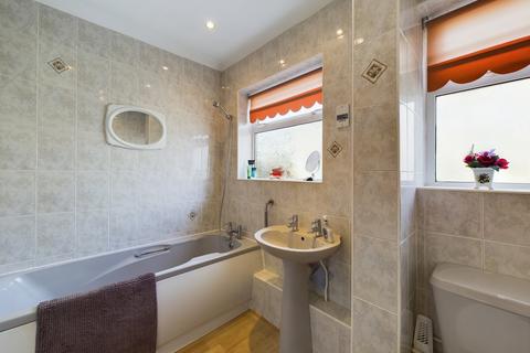 9 Cornwallis Gardens, Broadstairs, CT10 1DW