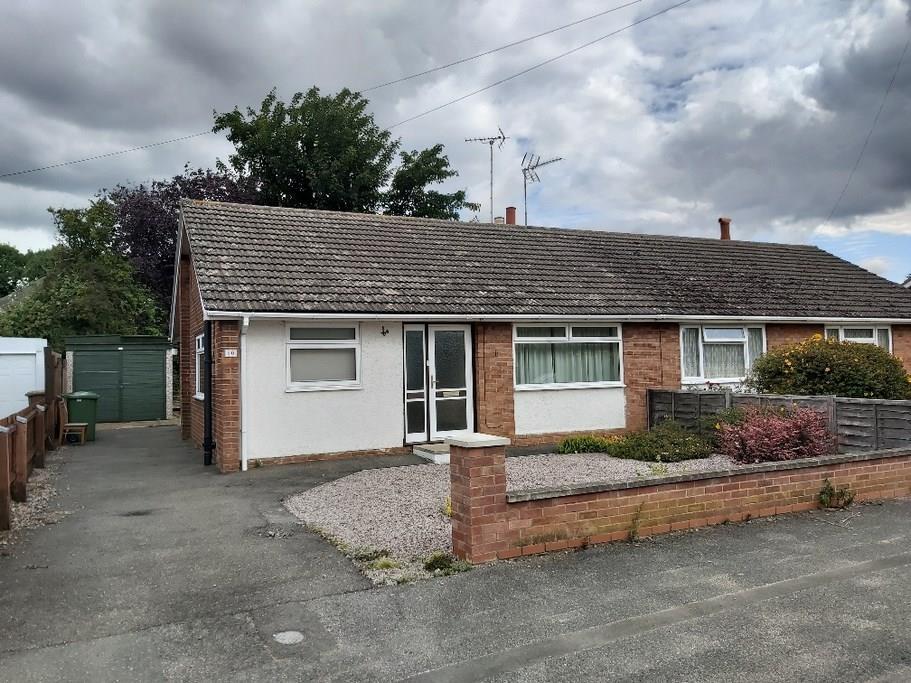 Salisbury Road, Werrington, Peterborough 2 bed semidetached house £