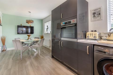 2 Barty Way, Thurnham, Maidstone, ME14 4GB