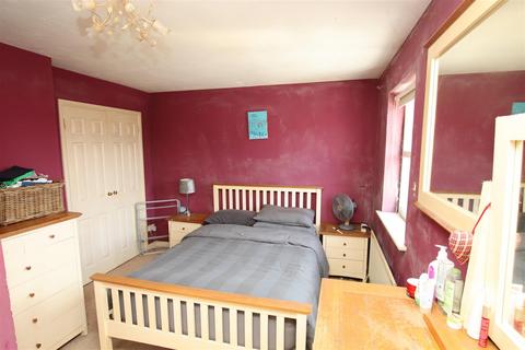 20 Powell Avenue, Dartford, DA2 6NT