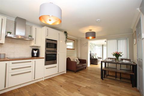 11a Turner Road, Bean, Dartford, DA2 8BA