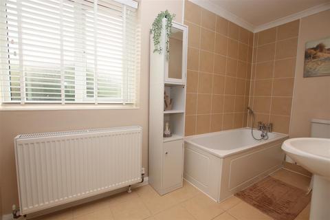 11a Turner Road, Bean, Dartford, DA2 8BA