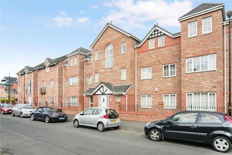 2 bedroom apartment to rent, Weldon Road, Altrincham