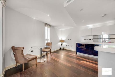 3 bedroom flat to rent - Moore House, Grosvenor Waterside, 2 Gatliff Road, London, SW1W
