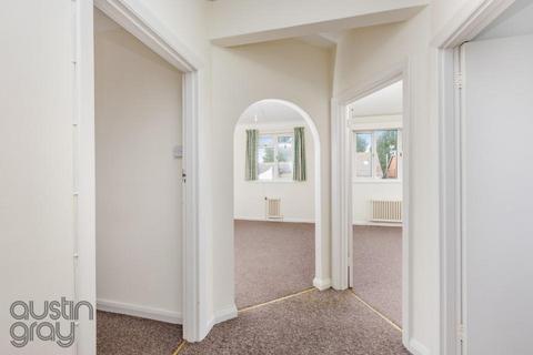 5, Beverley Court Aldrington Close, Hove, BN3 5UB