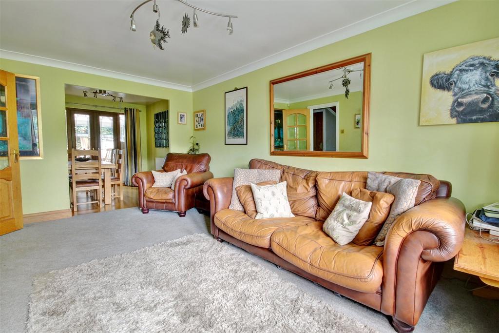 Hedley Court, Bearpark, Durham, DH7 4 bed detached house £200,000