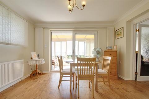 46a Brighton Road, Lancing, BN15 8ET