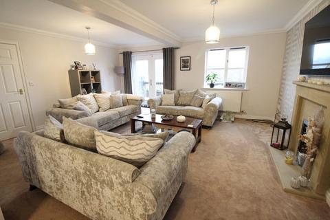 5 bedroom detached house for sale, High Pastures, Keighley, BD22