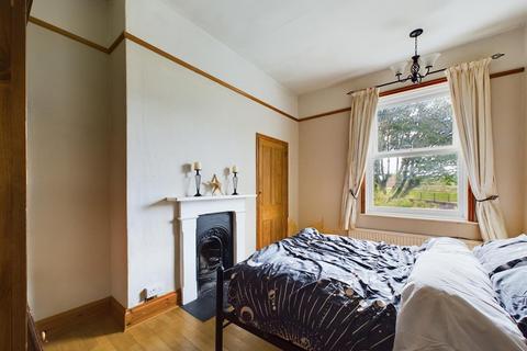 5 bedroom semi-detached house for sale - Bessingby Road, Bridlington