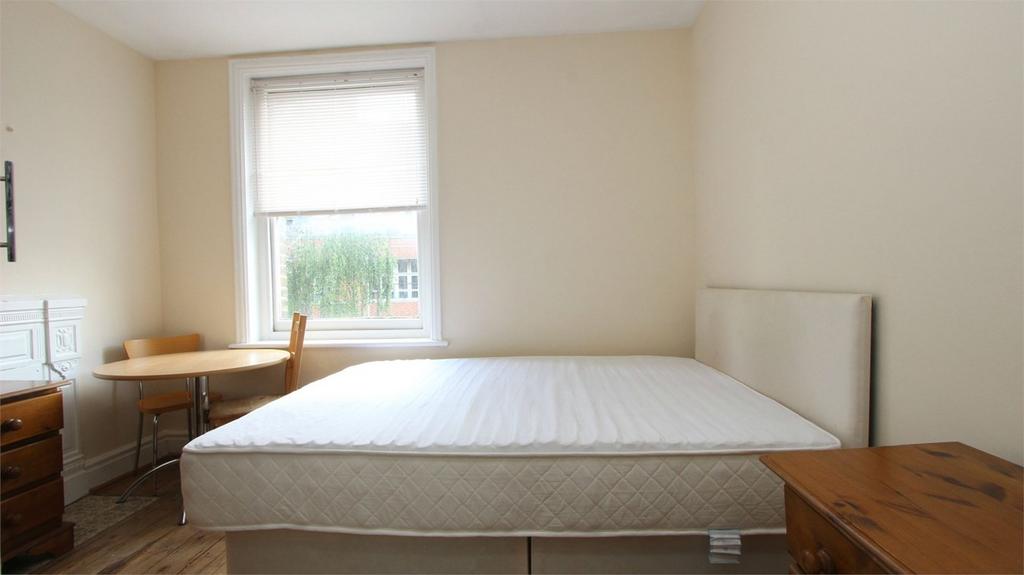 Lisson House, Lisson Street... 1 bed apartment £1,517 pcm (£350 pw)