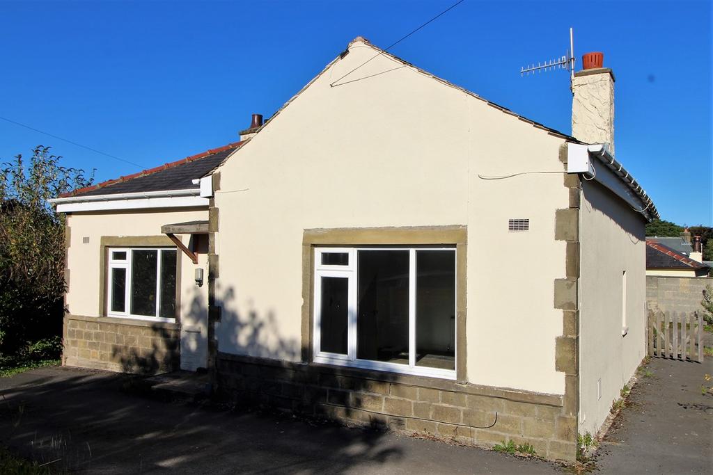 Spring Avenue, Long Lee, Keighley, BD21 2 bed detached bungalow for