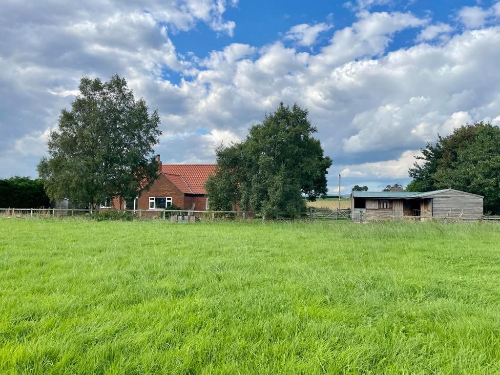 Great Edstone, York 4 bed detached house for sale £575,000