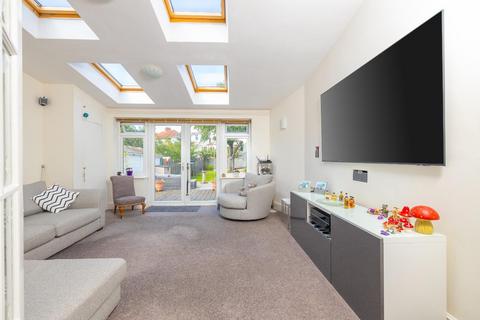 25 Charborough Road, Bristol, BS34 7RA