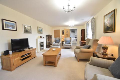 2 bedroom retirement property for sale, 17 Summerfield Place, 117 Wenlock Road, Shrewsbury, SY2 6JX