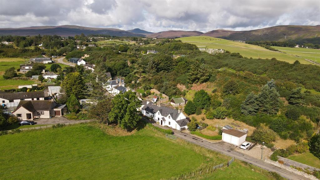 Mount Pleasant, 4 Academy Street, Brora, Sutherland KW9 6QP 3 bed house