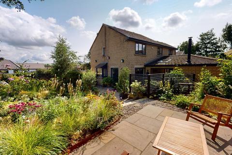 25 Coates Lane, Barnoldswick, BB18 6HJ