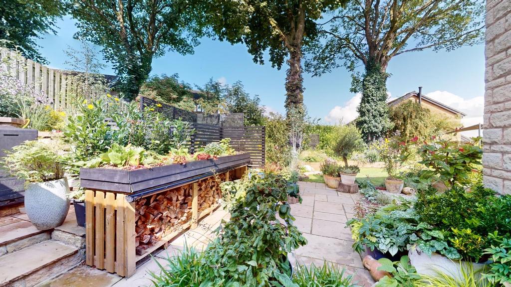 25-Coates-Lane-08312023 083444.jpg