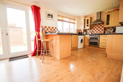 3 bedroom end of terrace house for sale - Green Leys, Maidenhead
