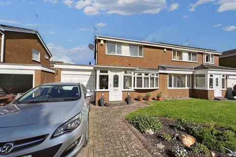 3 bedroom semi-detached house for sale - Lichfield Close, Kingston Park, Newcastle upon Tyne, Tyne and Wear, NE3 2YW