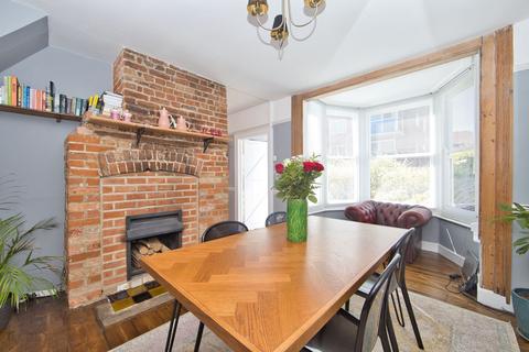 3 bedroom cottage for sale - The Riviera, Sandgate, CT20