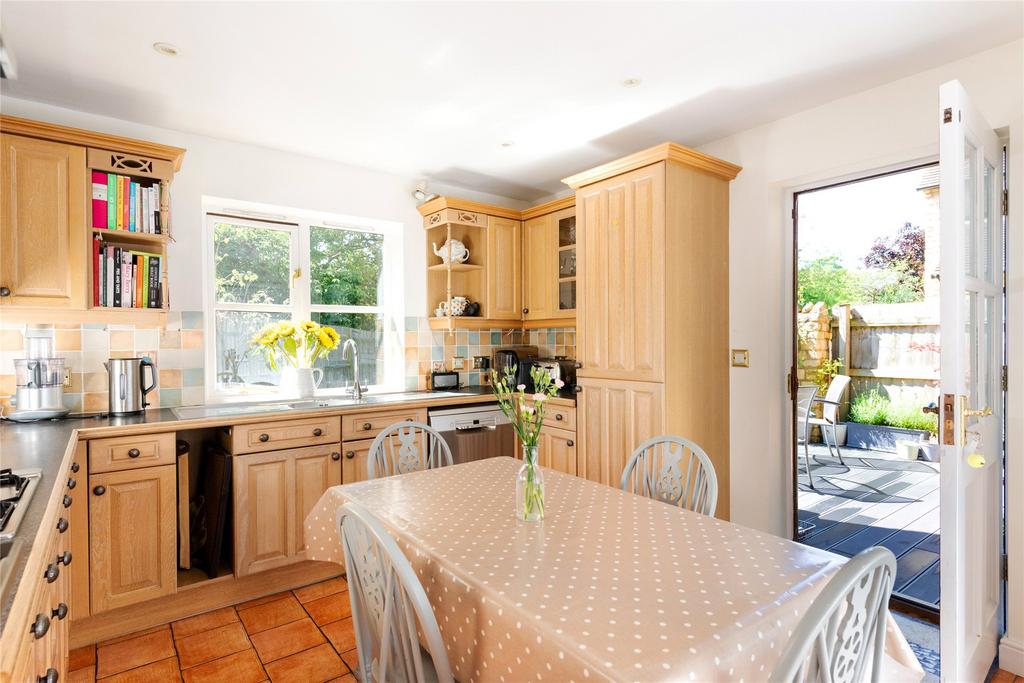 Kitchen/Breakfast