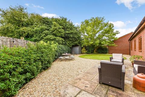 4 bedroom bungalow for sale, Syers Close, Liss, Hampshire