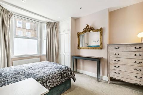 2 bedroom apartment for sale, Garratt Lane, SW18