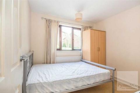 2 bedroom flat to rent, Bishops Close, Norwich NR7