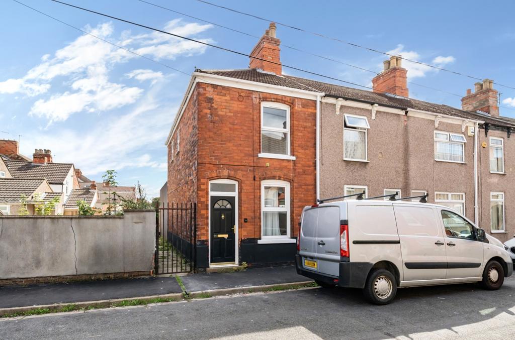 Lime Street, Grimsby, Lincolnshire, DN31 2 bed terraced house for sale