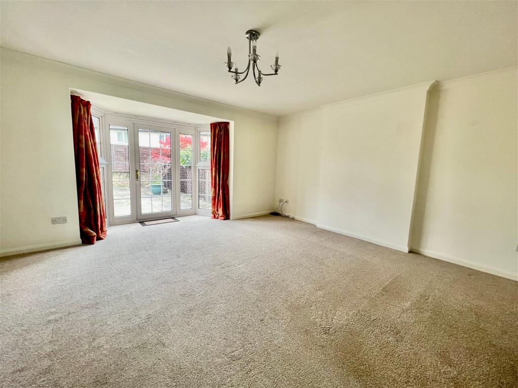 Boston Spa, Boston Mews, LS23 3 bed mews to rent £1,100 pcm (£254 pw)